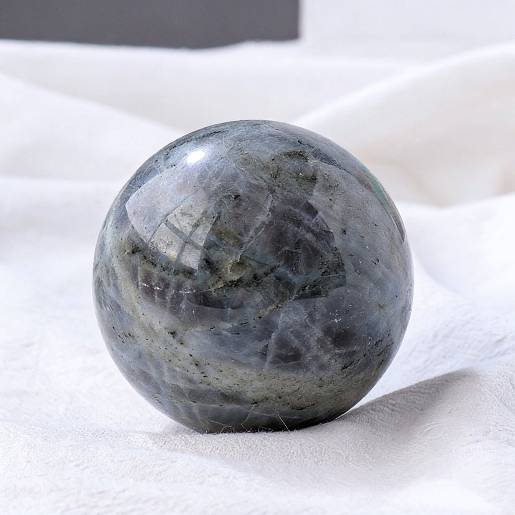 Purple Flash Labradorite Sphere(Comes with a base)