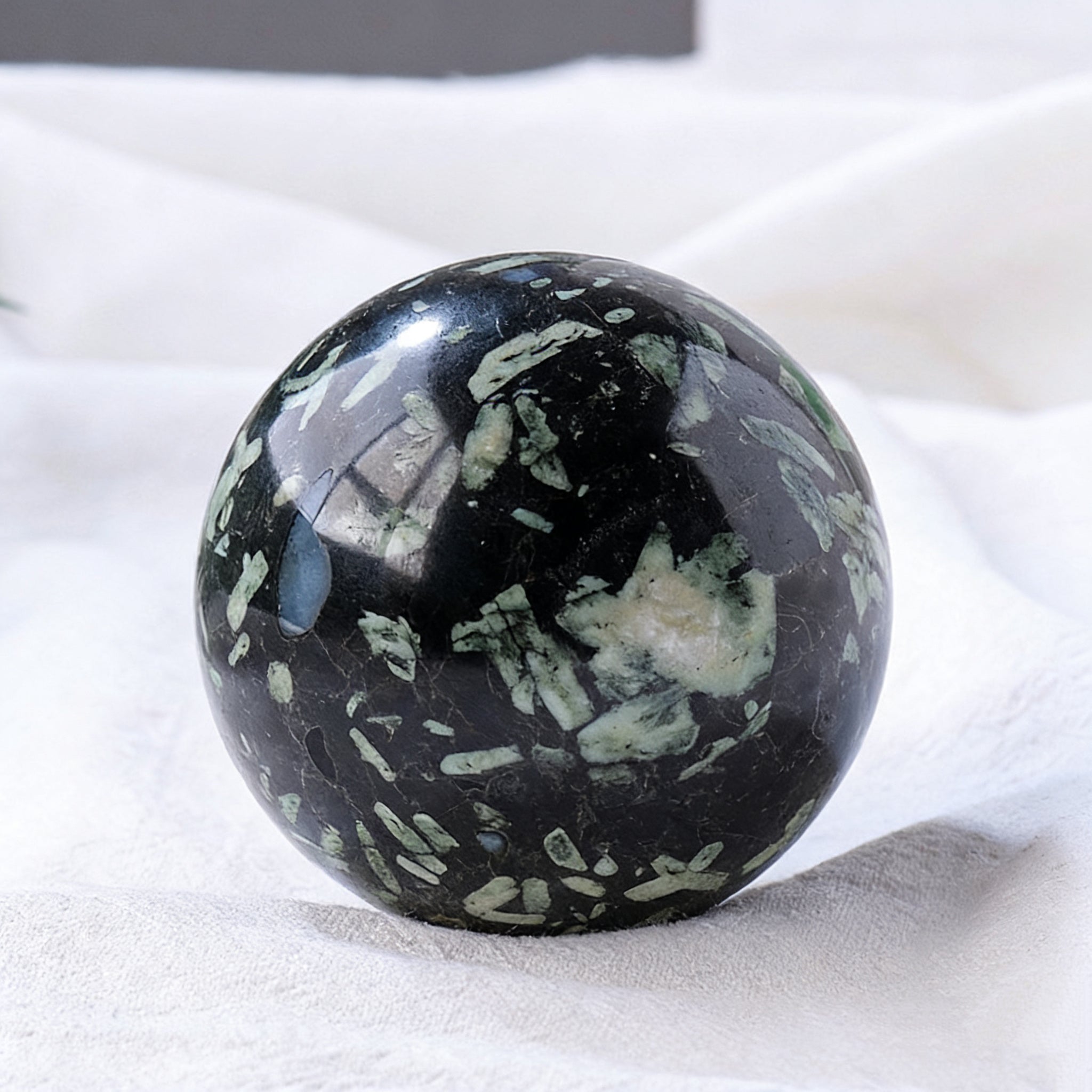 Chrysanthemum Stone Sphere(Comes with a base)